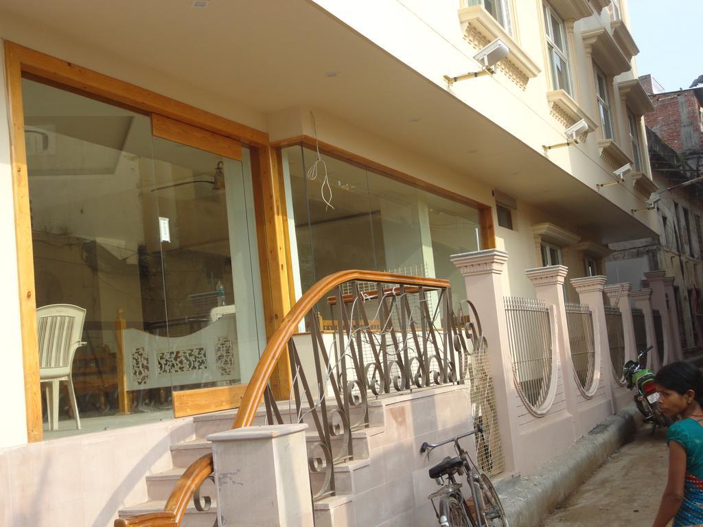 Hotel Banaras Haveli 3*