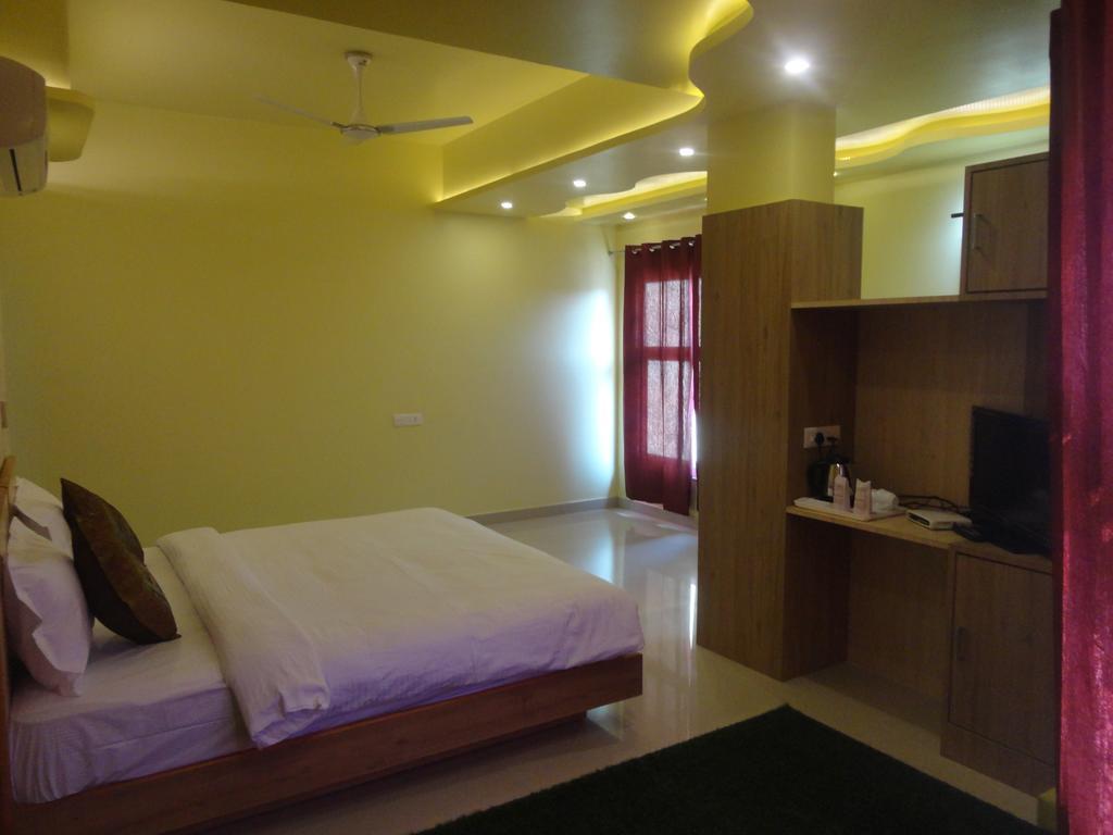 Banaras Haveli Hotel